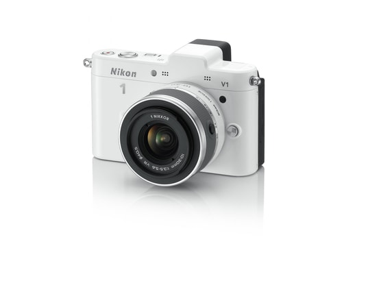 Appareil photo � objectif interchangeable NIKON 1 V1 blanc + 10-30mm